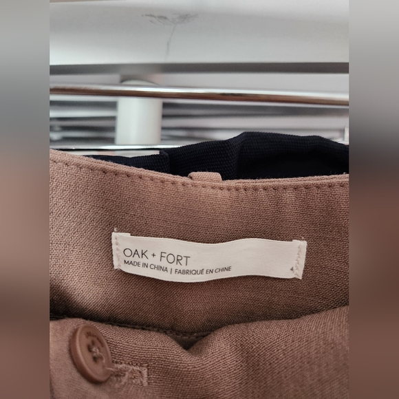 Oat And Fort Wide Leg Pleated Pant - Picture 3 of 3